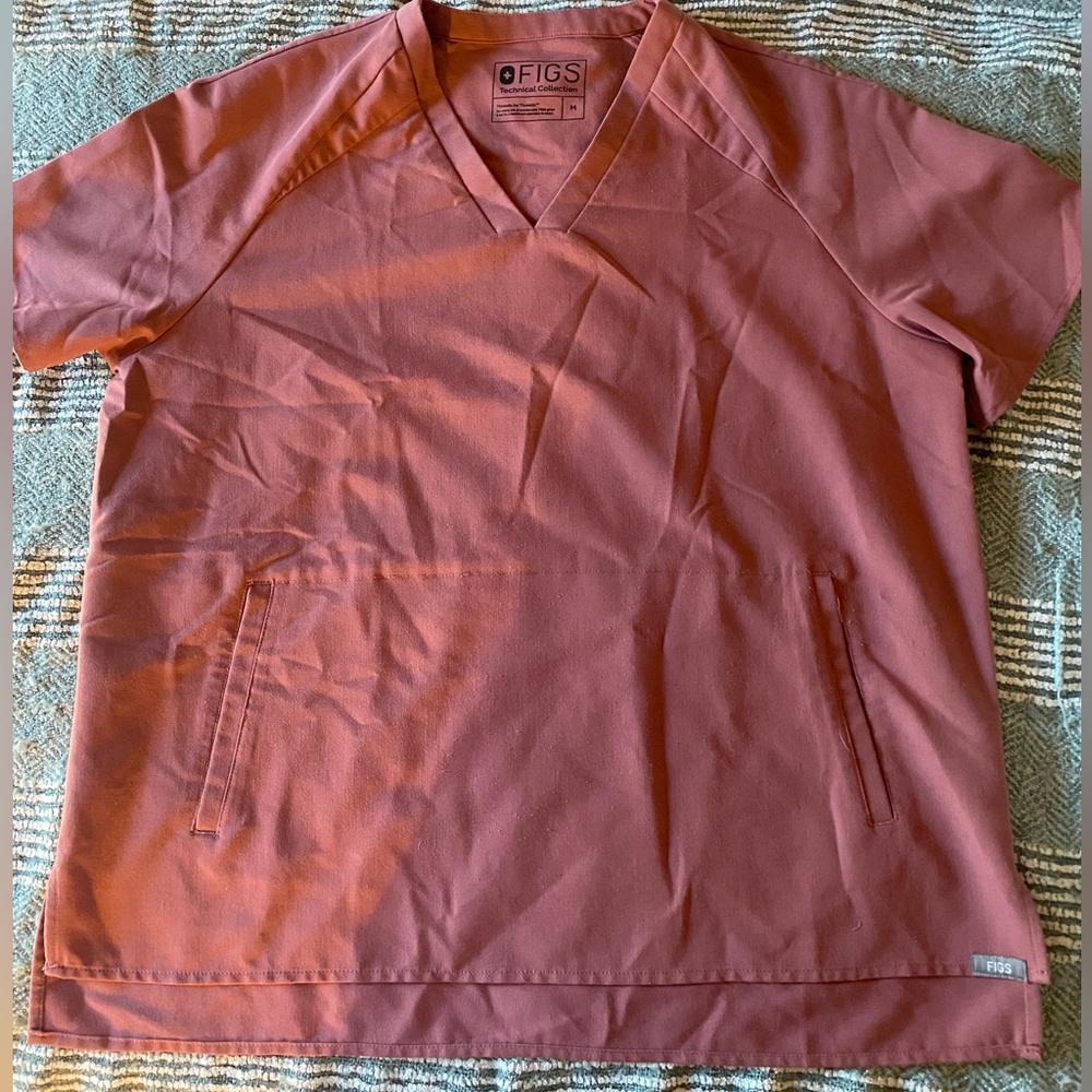 Figs Medium Scrub top Mauve